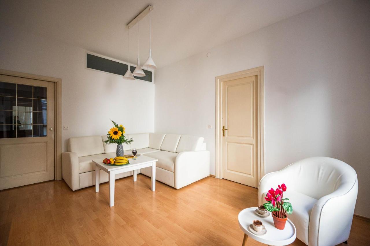 Bright And Modern 1Bdr Apartment In The Center Sarajewo Zewnętrze zdjęcie